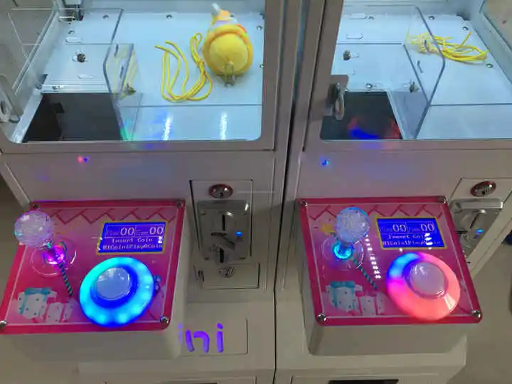 Mesin Cakar Mini Koin Otomatis - Arcade Toy Vending Machine ulasan dan harga